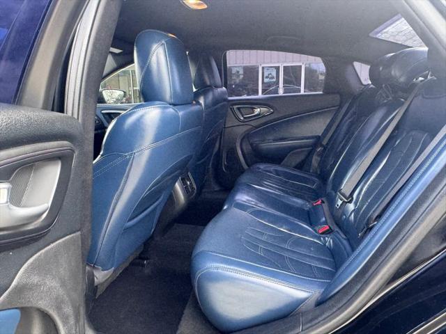 2016 Chrysler 200 S