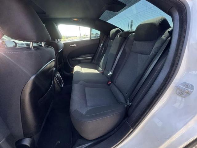 2019 Dodge Charger SXT RWD