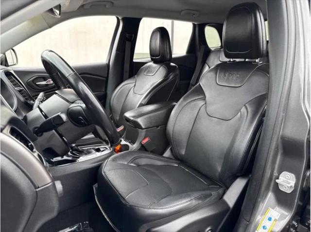2019 Jeep Cherokee Limited FWD