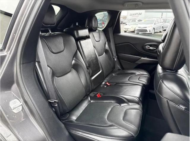 2019 Jeep Cherokee Limited FWD