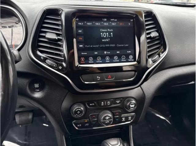2019 Jeep Cherokee Limited FWD