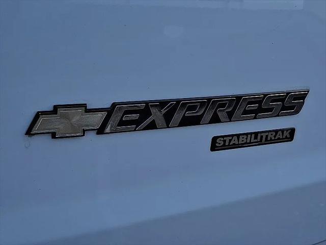 2015 Chevrolet Express LS