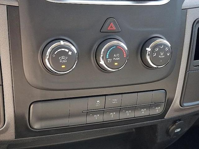 2018 Ram 2500 Tradesman Crew Cab 4x4 8' Box