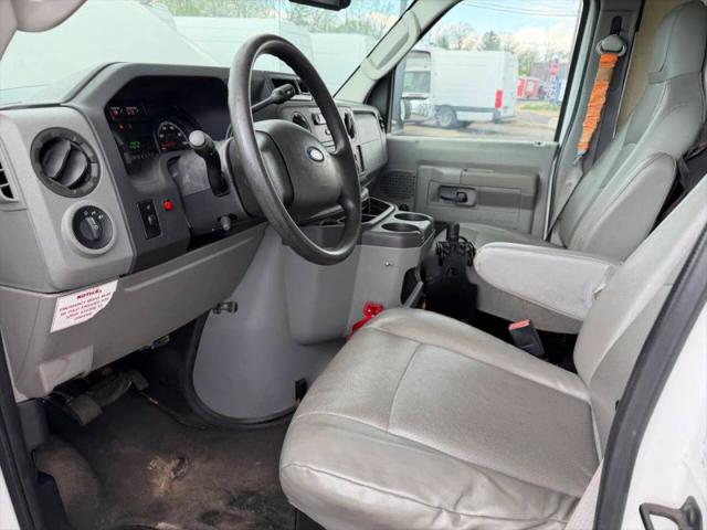 2012 Ford E-450 Cutaway XL