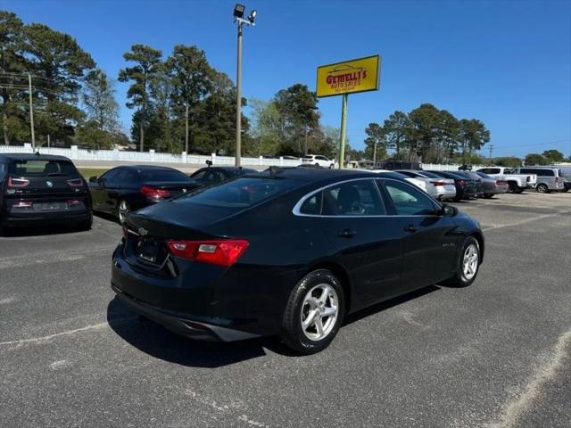2017 Chevrolet Malibu LS