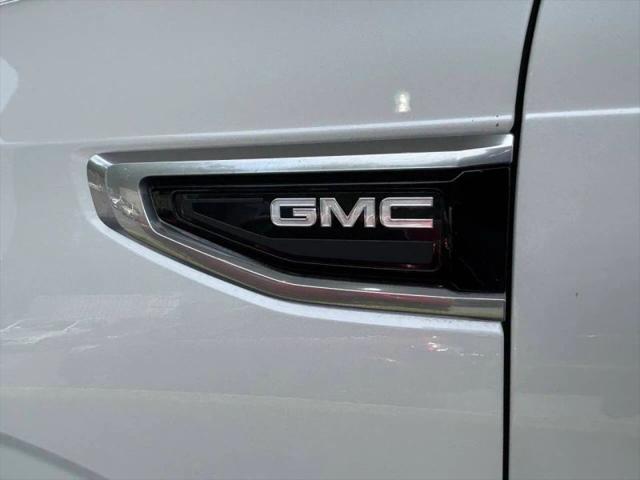 2022 GMC Yukon 4WD Denali