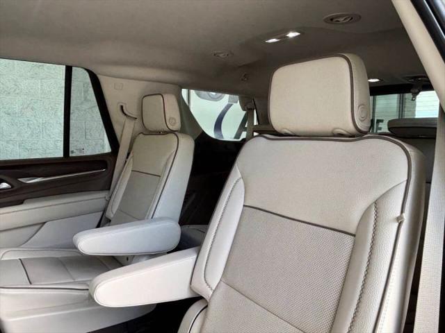 2022 GMC Yukon 4WD Denali
