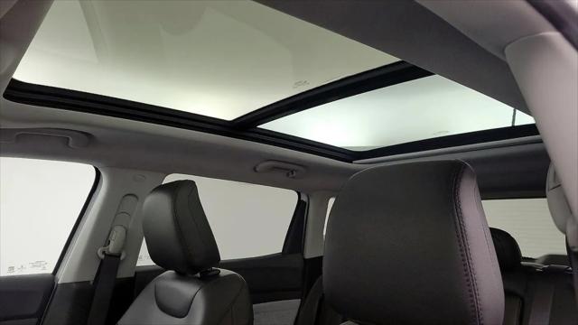 2022 Jeep Compass Latitude Lux 4x4