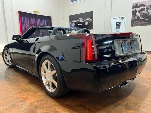 2008 Cadillac XLR Standard