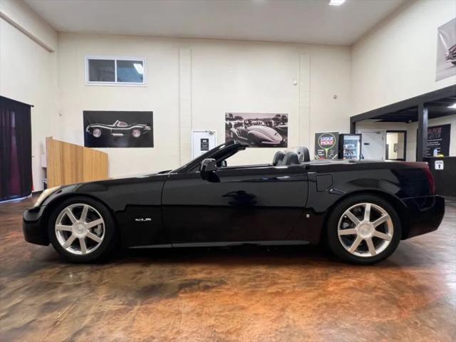 2008 Cadillac XLR Standard