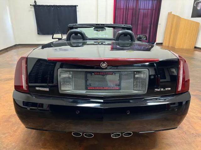 2008 Cadillac XLR Standard