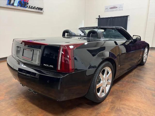 2008 Cadillac XLR Standard