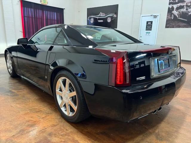 2008 Cadillac XLR Standard