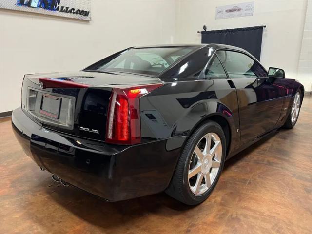 2008 Cadillac XLR Standard