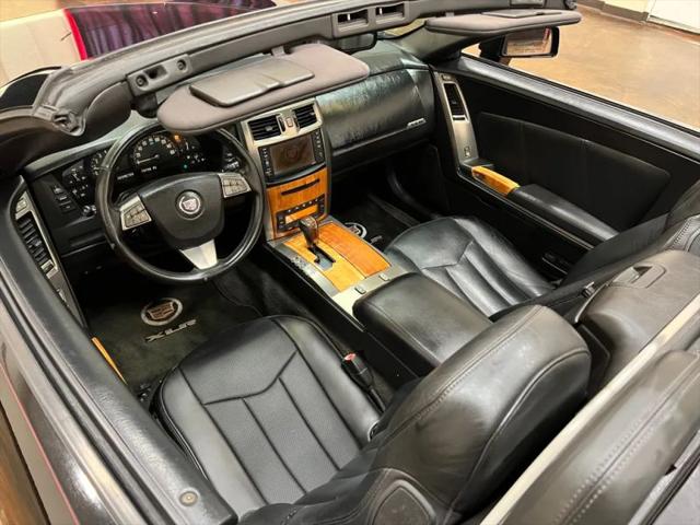 2008 Cadillac XLR Standard