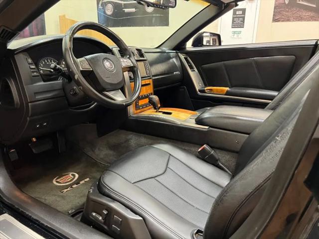 2008 Cadillac XLR Standard