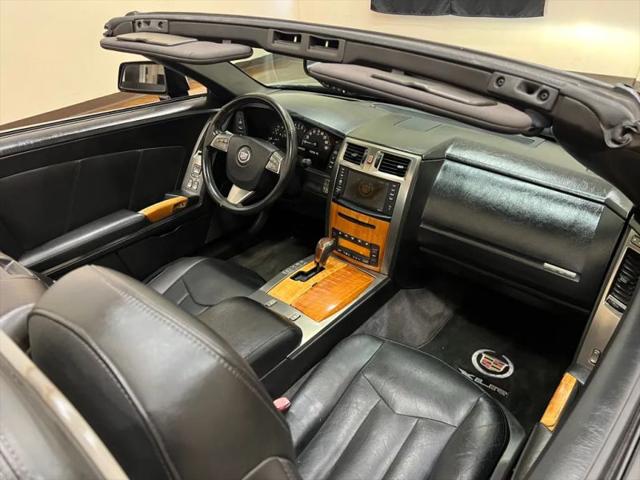 2008 Cadillac XLR Standard