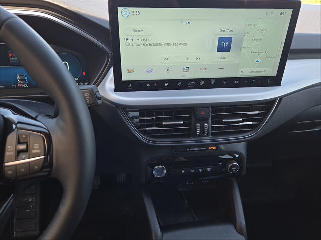 2025 Ford Escape Platinum