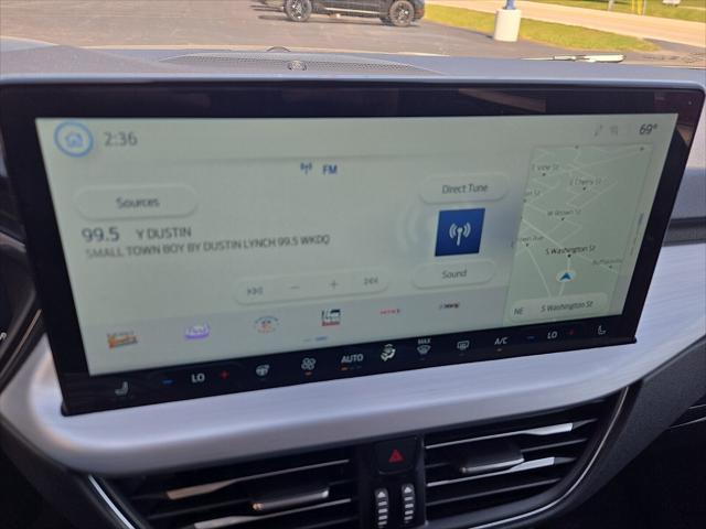 2025 Ford Escape Platinum