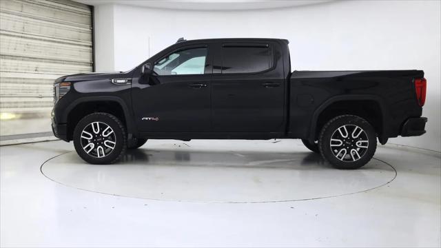 2023 GMC Sierra 1500 4WD Crew Cab Short Box AT4