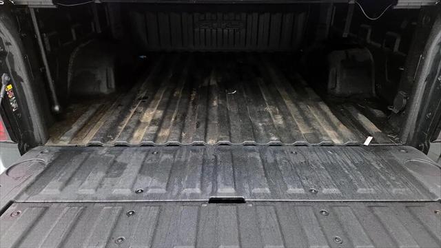 2023 GMC Sierra 1500 4WD Crew Cab Short Box AT4