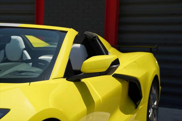 2023 Chevrolet Corvette Stingray RWD Convertible 3LT