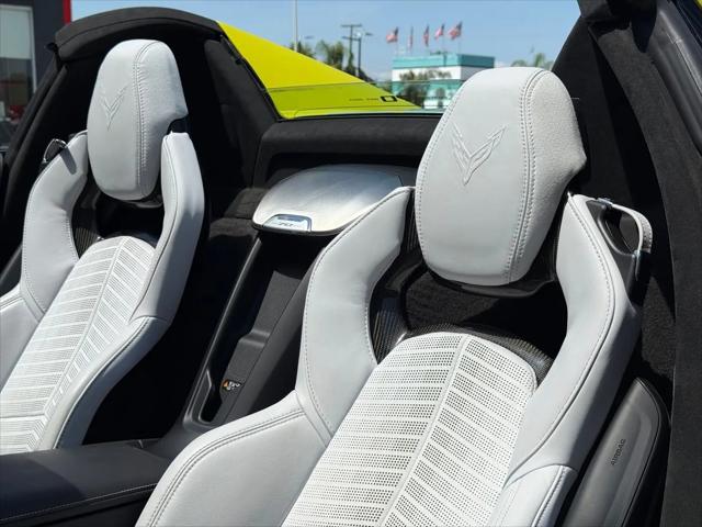 2023 Chevrolet Corvette Stingray RWD Convertible 3LT