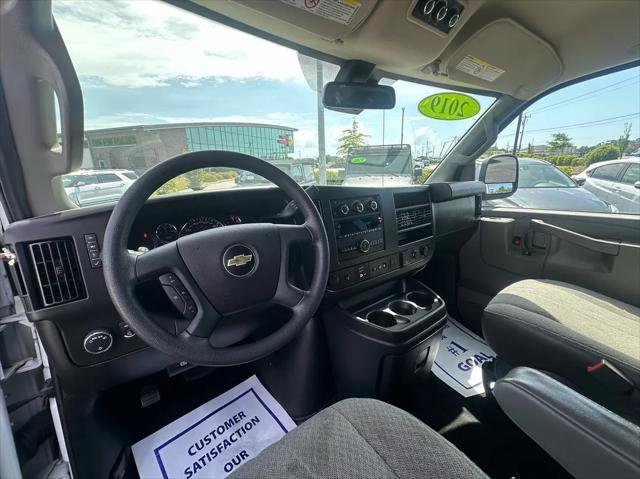 2019 Chevrolet Express LT