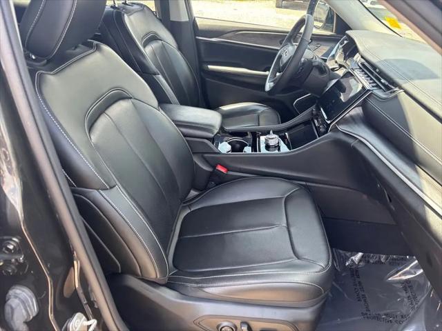 2023 Jeep Grand Cherokee L Limited 4x4
