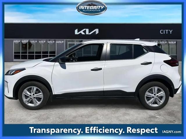 2024 Nissan Kicks S Xtronic CVT