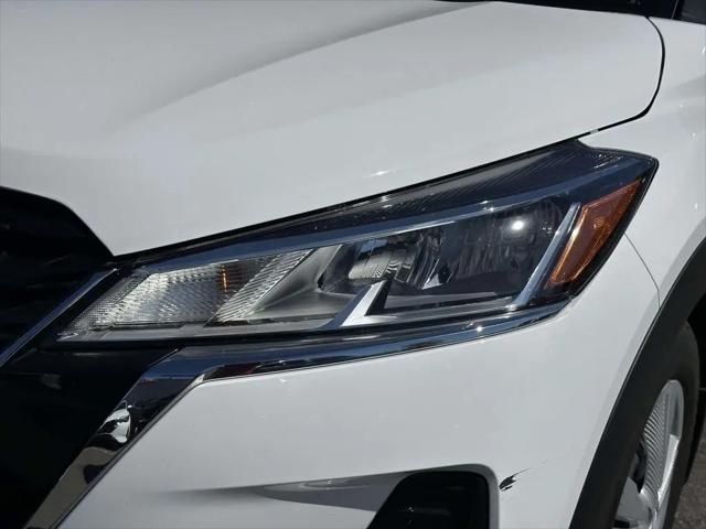 2024 Nissan Kicks S Xtronic CVT