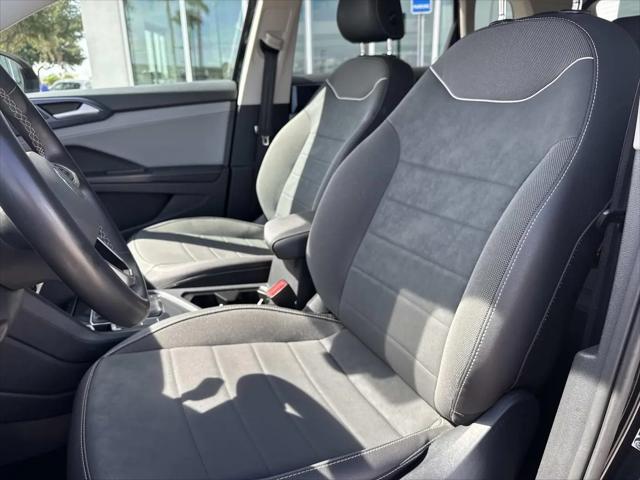 2024 Volkswagen Taos 1.5T SE