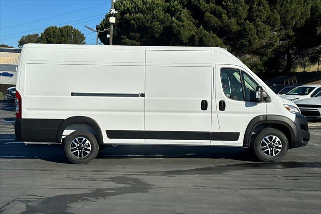 2026 Ram ProMaster Cargo Van SLT High Roof 159" WB EXT
