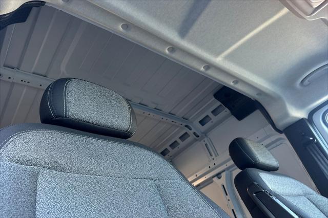 2026 Ram ProMaster Cargo Van SLT High Roof 159" WB EXT