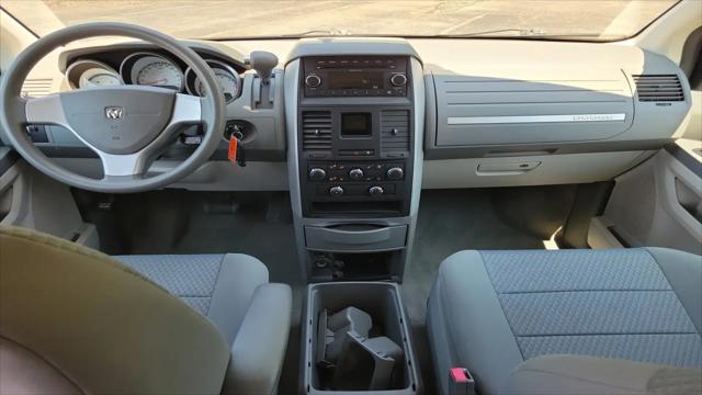 2010 Dodge Grand Caravan SE