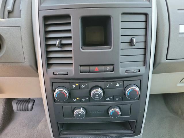 2010 Dodge Grand Caravan SE