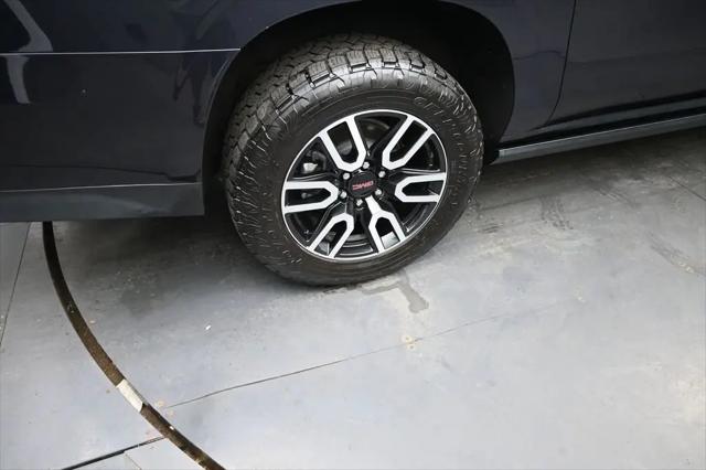 2023 GMC Yukon XL 4WD AT4