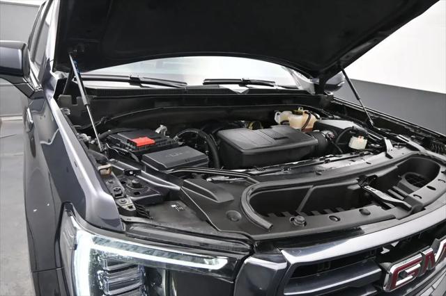 2023 GMC Yukon XL 4WD AT4