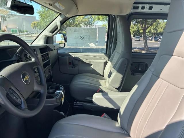 2026 Chevrolet Express Passenger 3500 Extended Wheelbase, LS, RWD