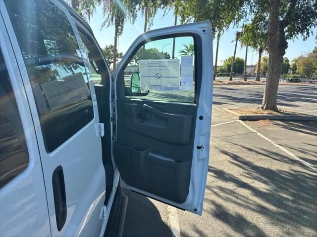 2026 Chevrolet Express Passenger 3500 Extended Wheelbase, LS, RWD