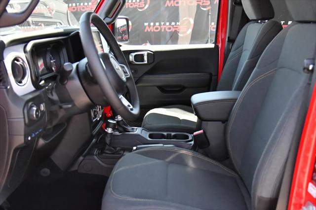 2025 Jeep Wrangler 4xe Sahara 4xe