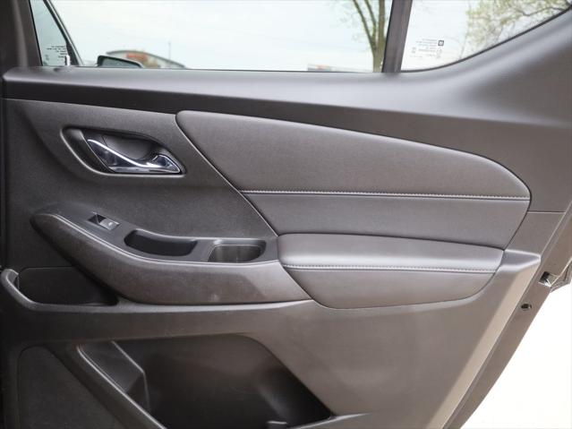 2023 Chevrolet Traverse AWD LT Cloth