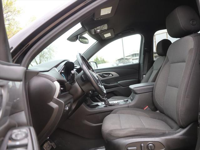 2023 Chevrolet Traverse AWD LT Cloth
