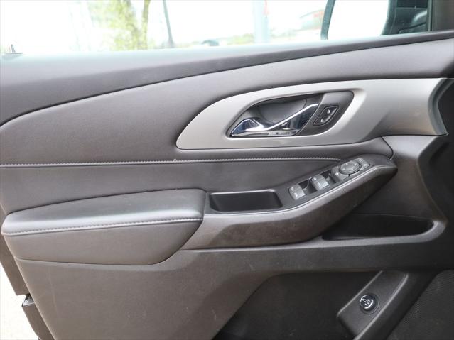 2023 Chevrolet Traverse AWD LT Cloth