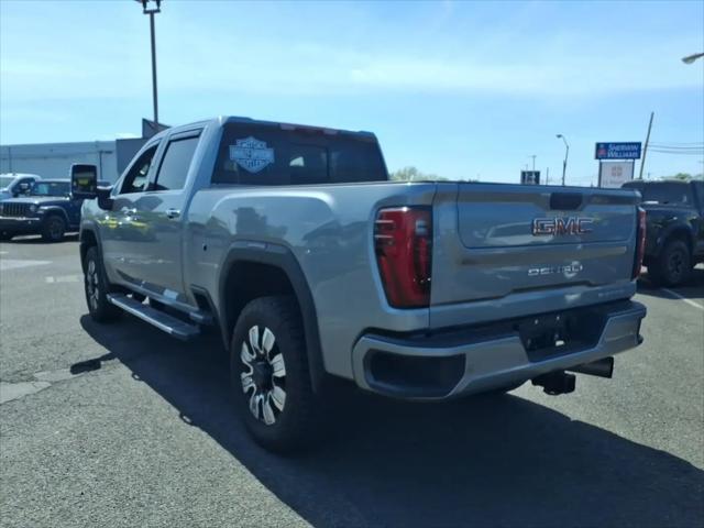 2024 GMC Sierra 2500HD 4WD Crew Cab Standard Bed Denali