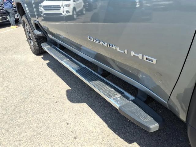 2024 GMC Sierra 2500HD 4WD Crew Cab Standard Bed Denali