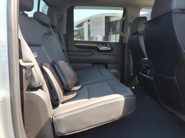 2024 GMC Sierra 2500HD 4WD Crew Cab Standard Bed Denali