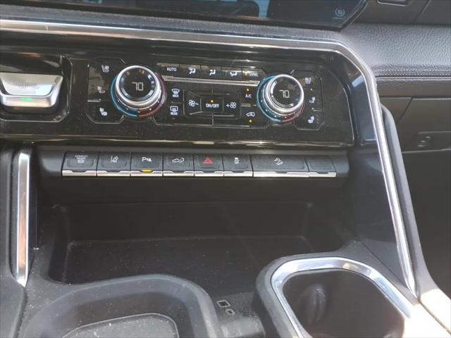 2024 GMC Sierra 2500HD 4WD Crew Cab Standard Bed Denali