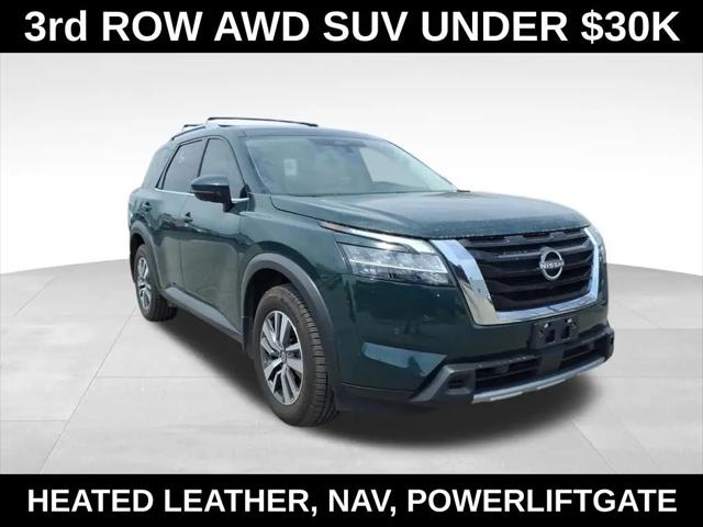 2023 Nissan Pathfinder SL 4WD