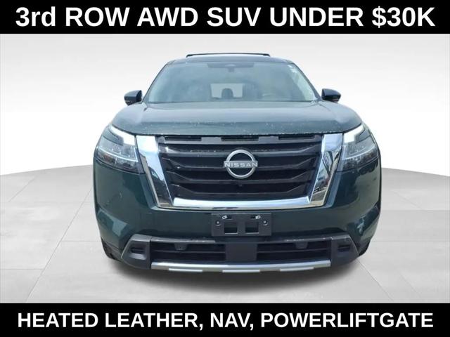 2023 Nissan Pathfinder SL 4WD